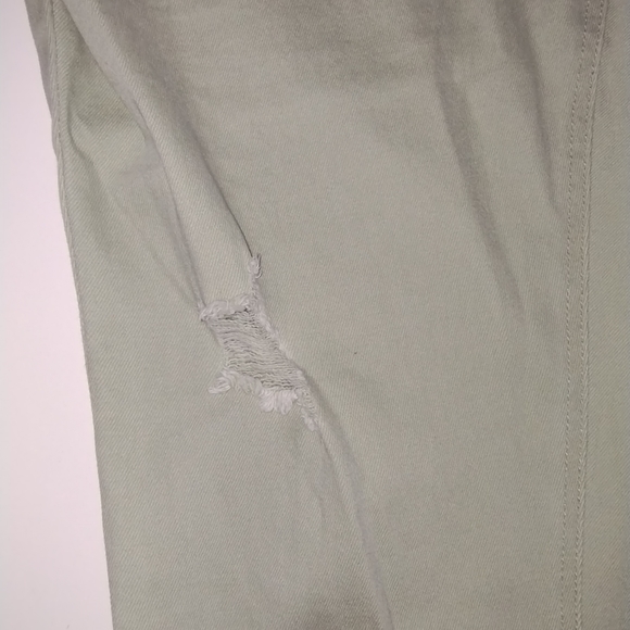 Pants - Picture 3 of 7